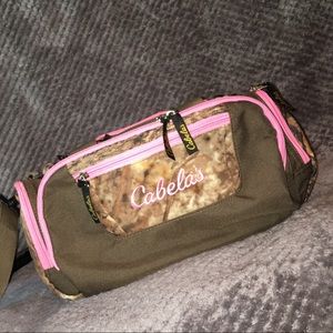 Cabela’s new with tags camo  bag.